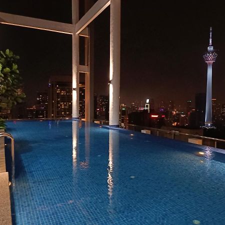 Cl 29A Insta Klcc View & Infinity Pool Appartement Kuala Lumpur Buitenkant foto
