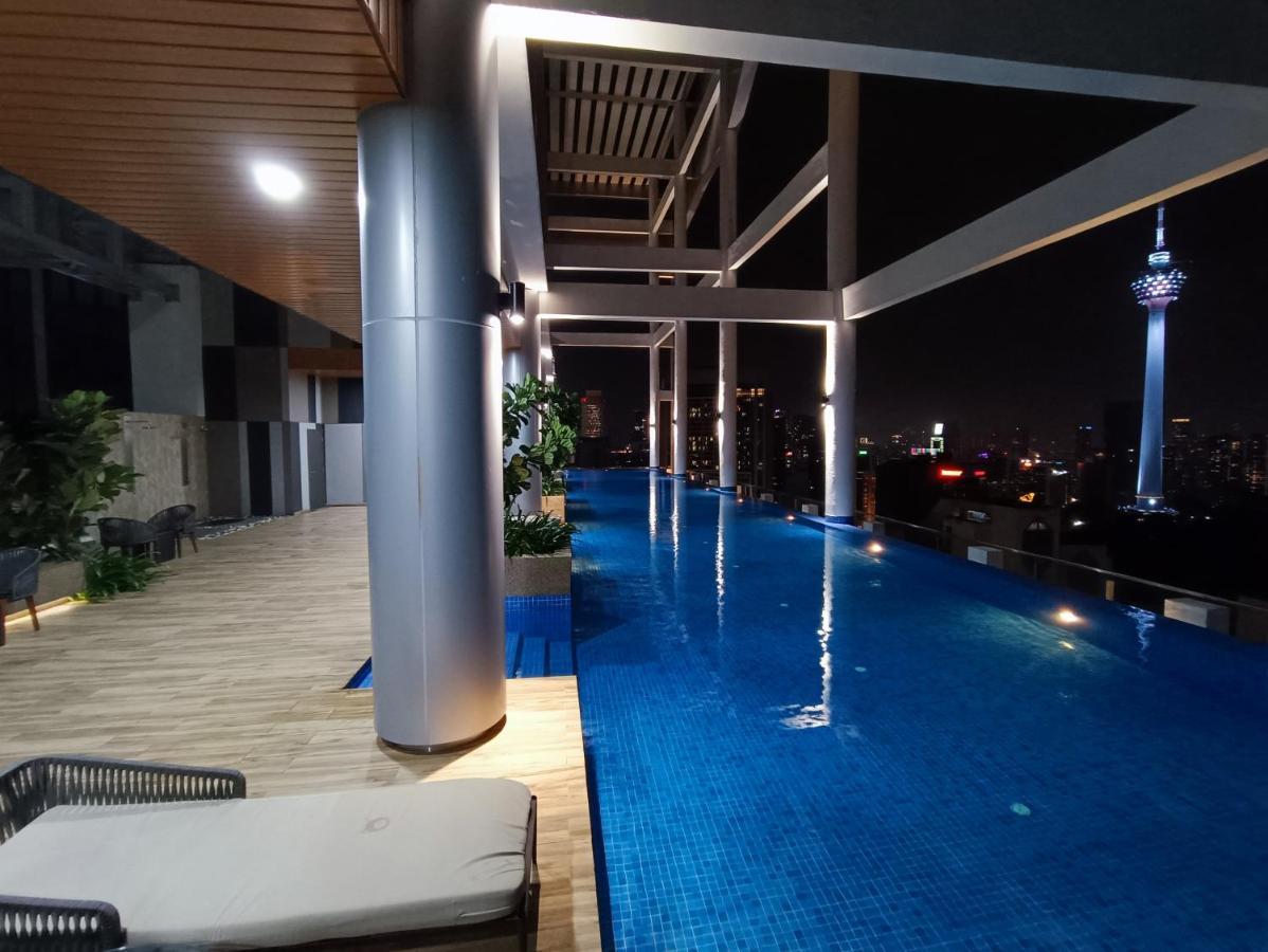 Cl 29A Insta Klcc View & Infinity Pool Appartement Kuala Lumpur Buitenkant foto