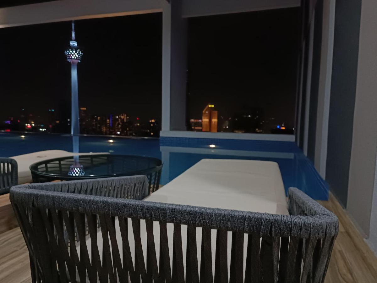 Cl 29A Insta Klcc View & Infinity Pool Appartement Kuala Lumpur Buitenkant foto